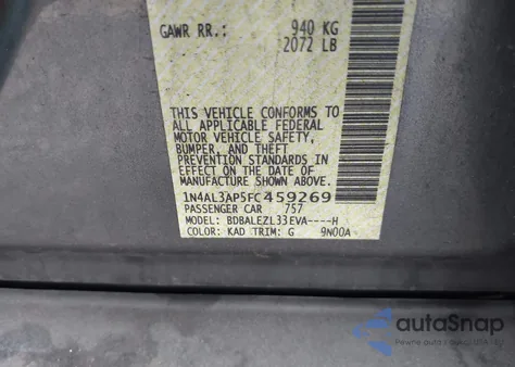 2015 Nissan Altima 2.5 S z USA, uszkodzony, nr VIN 1N4AL3AP5FC459269